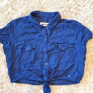 Abercrombie crop shirt blue size M